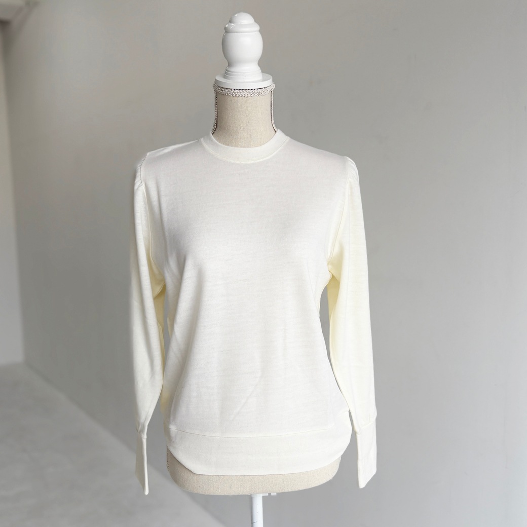 ウォッシャブルウール＿ギャザーショルダープルオーバー