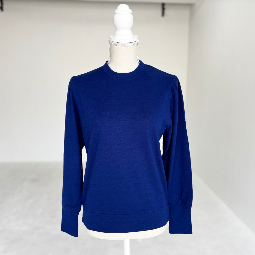 ウォッシャブルウール＿ギャザーショルダープルオーバー