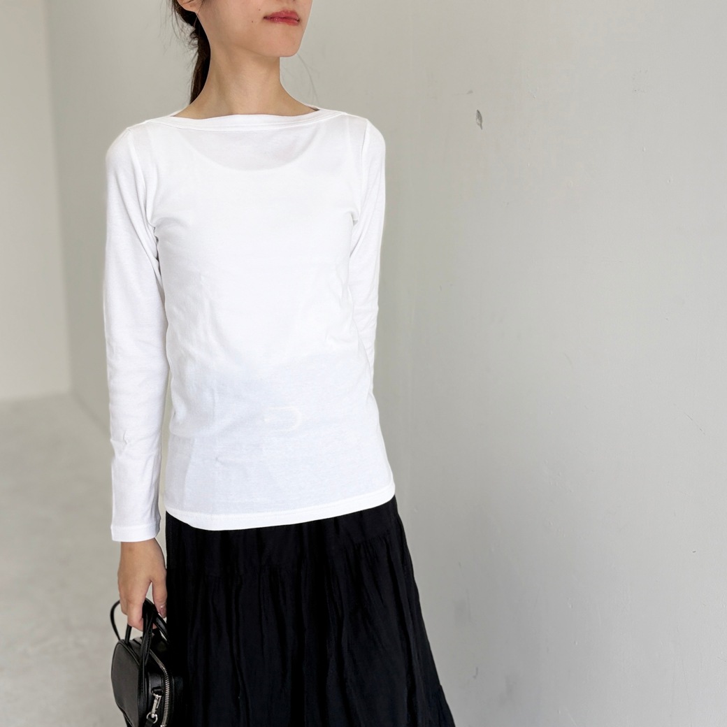 丸胴フライスボートネック長袖