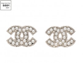 CHANEL シャネル ココマーク フェイクパール ピアス メタル シルバー ホワイト 12A|アクセサリー