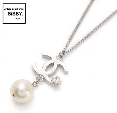 ■シャネル■ ネックレス フェイクパール クローバー シルバー ホワイト B13K 【CHANEL】