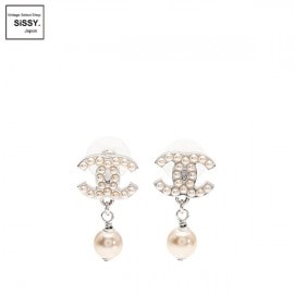 ■シャネル■ ココマーク ピアス フェイクパール シルバー 05V 【CHANEL】|アクセサリー