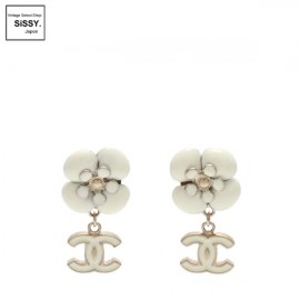 ■シャネル■ カメリア ココマーク ピアス アイボリー 06C 【CHANEL】|アクセサリー