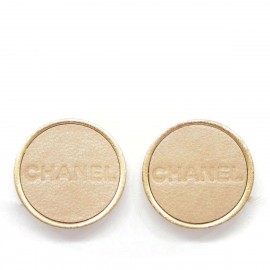 ■シャネル■ イヤリング ロゴ レザー ゴールド ベージュ 00A 【CHANEL】