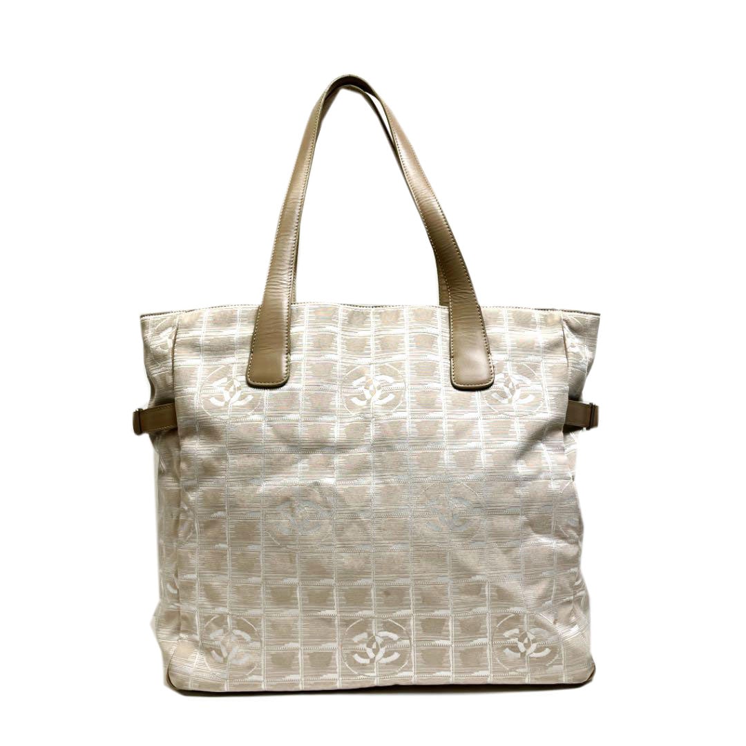 CHANEL シャネル ニュートラベルライン トートバッグ ナイロン ベージュ 6番台(2000年頃製造)