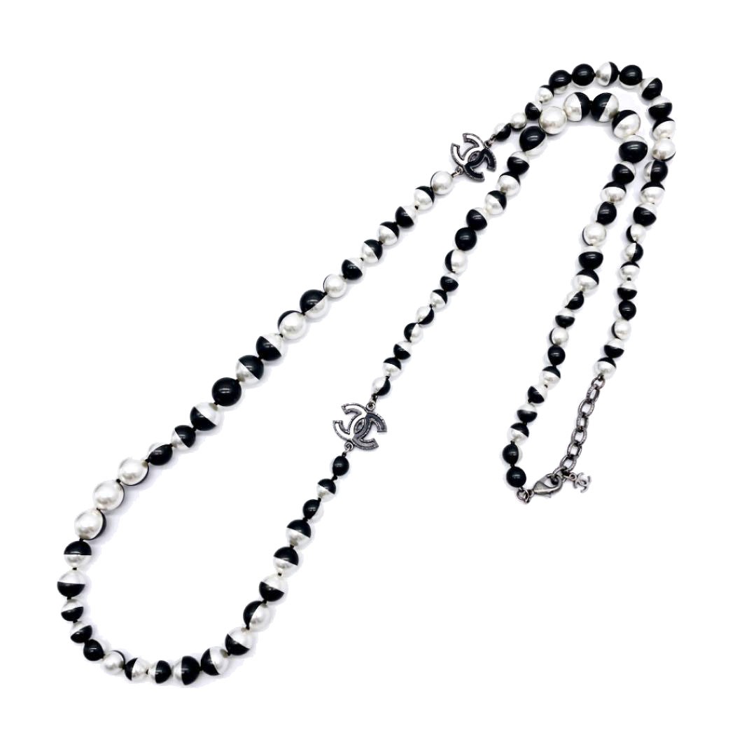 CHANEL シャネル ロングネックレス フェイクパール ココマーク バイカラー ブラック ホワイト A16B