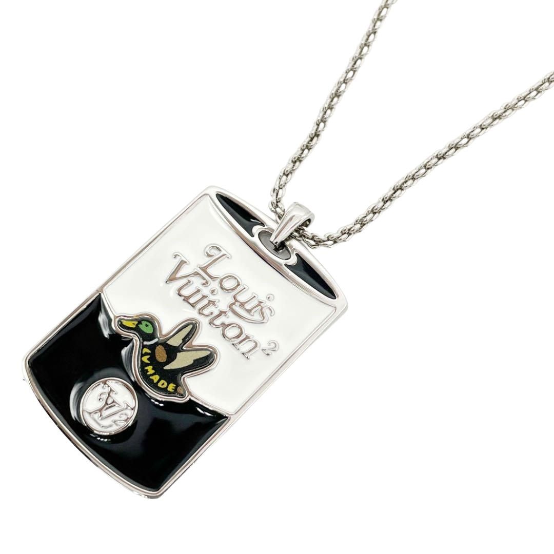 LOUIS VUITTON ルイヴィトン× NIGO コラボ ネックレス LVマウンテン キャン ダック 鴨 シルバー M69474 日本限定品