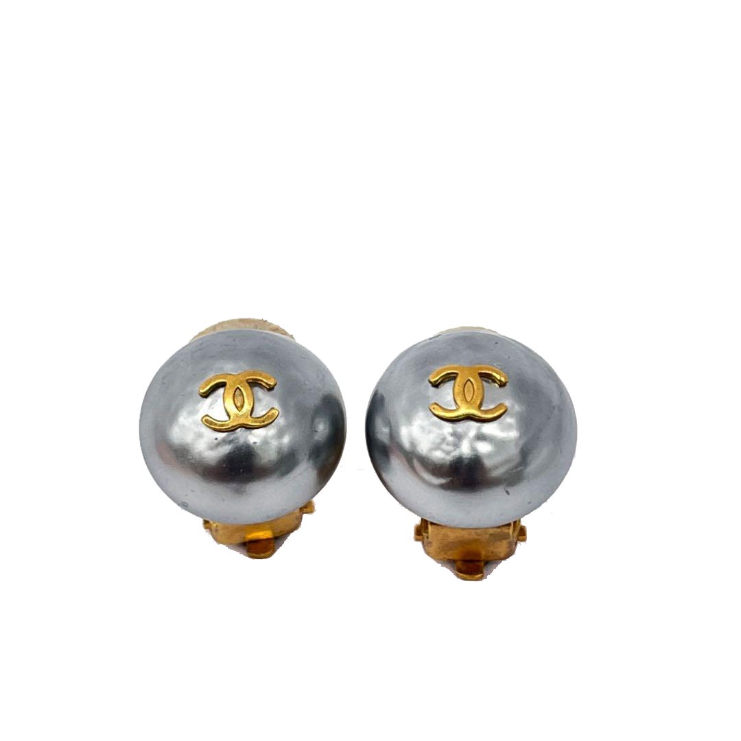 CHANEL シャネル イヤリング フェイクパール ココマーク グレー系 ゴールド 96P