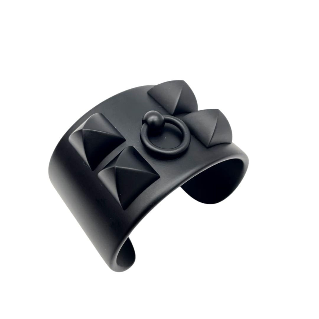 HERMES エルメス コリエドシアンカフ バングル アルミニウム サンセット ノワール・アンタンス（マットブラック） 2020年春夏コレクション