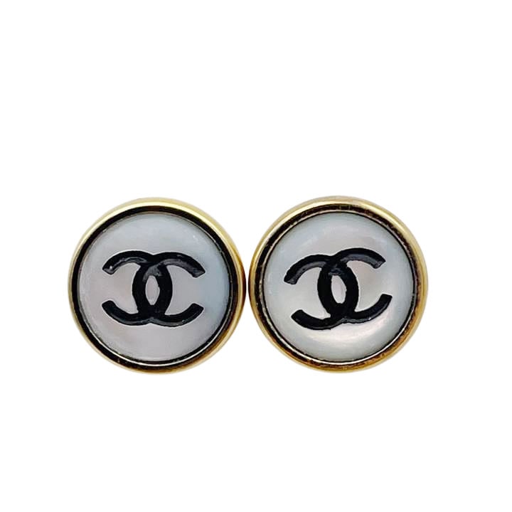 CHANEL シャネル ラウンドピアス ココマーク ホワイトシェル ゴールド 98P