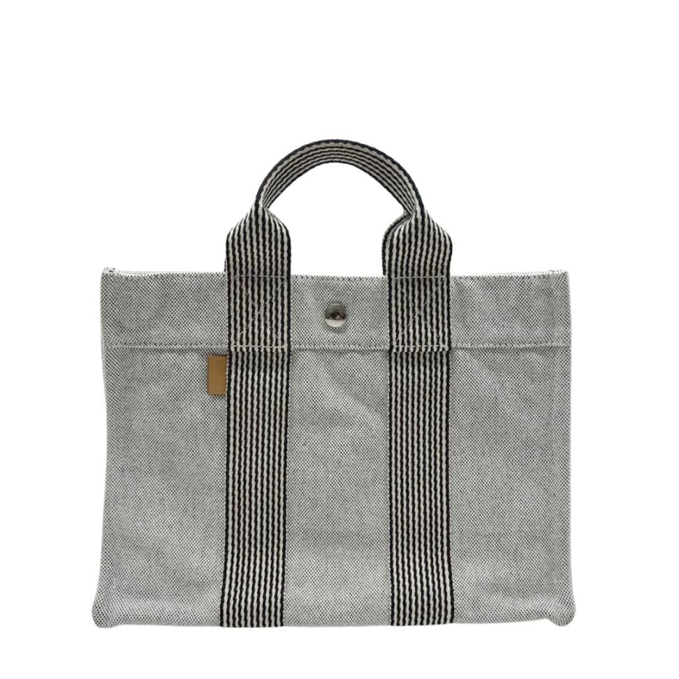 HERMES エルメス スカーフ ツイリー 『Bride de Cour(法廷の勒