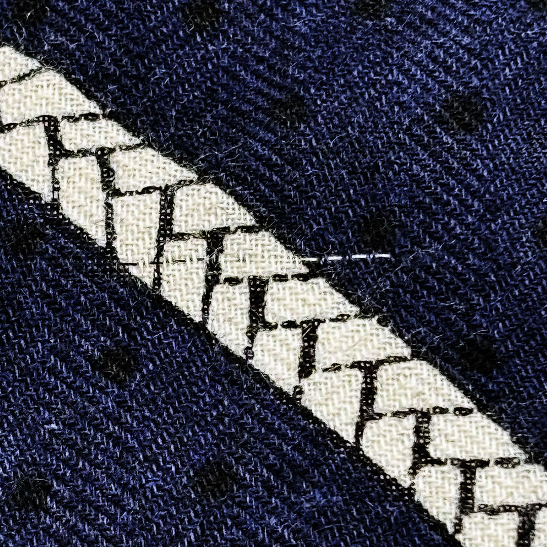 HERMES エルメス ショール カレジェアン140 『Fouets et Badines(鞭とグリップ)』 カシシル バンダナ マリン/ブラック/ホワイト 2019AW