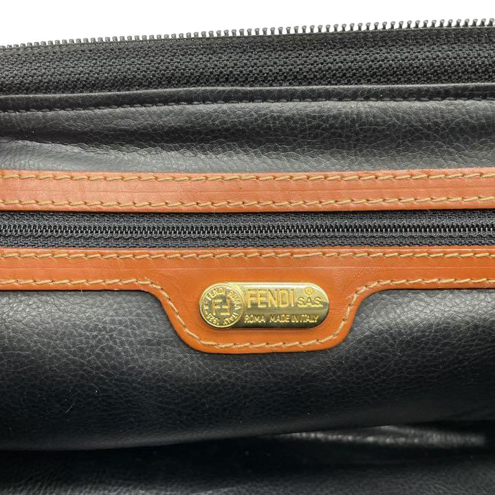 FENDI フェンディ 2WAYハンドバッグ ペカン ブラック ブラウン