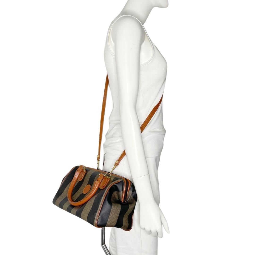 FENDI フェンディ 2WAYハンドバッグ ペカン ブラック ブラウン