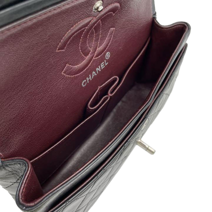 CHANEL シャネル マトラッセ23 チェーンショルダーバッグ ラムスキン ブラック シルバー金具 5番台