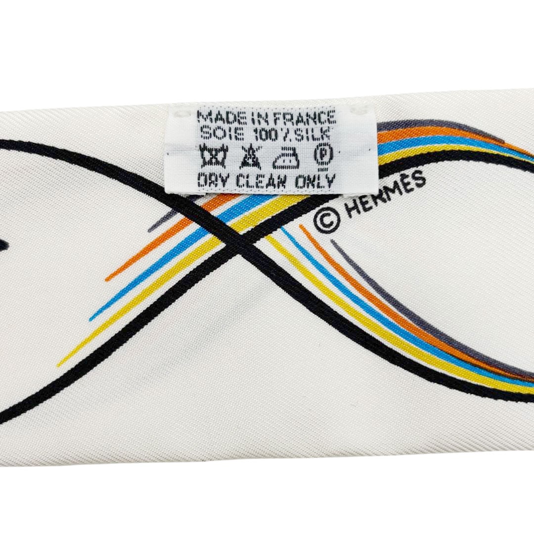 HERMES エルメス スカーフ ツイリー 『24 FAUBOURG』 シルク ホワイト マルチカラー