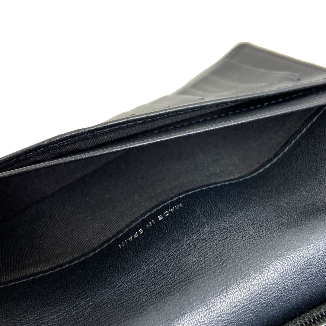 CHANEL シャネル 二つ折り長財布 キャビアスキン ブラック 13番台 （2009年頃製造）