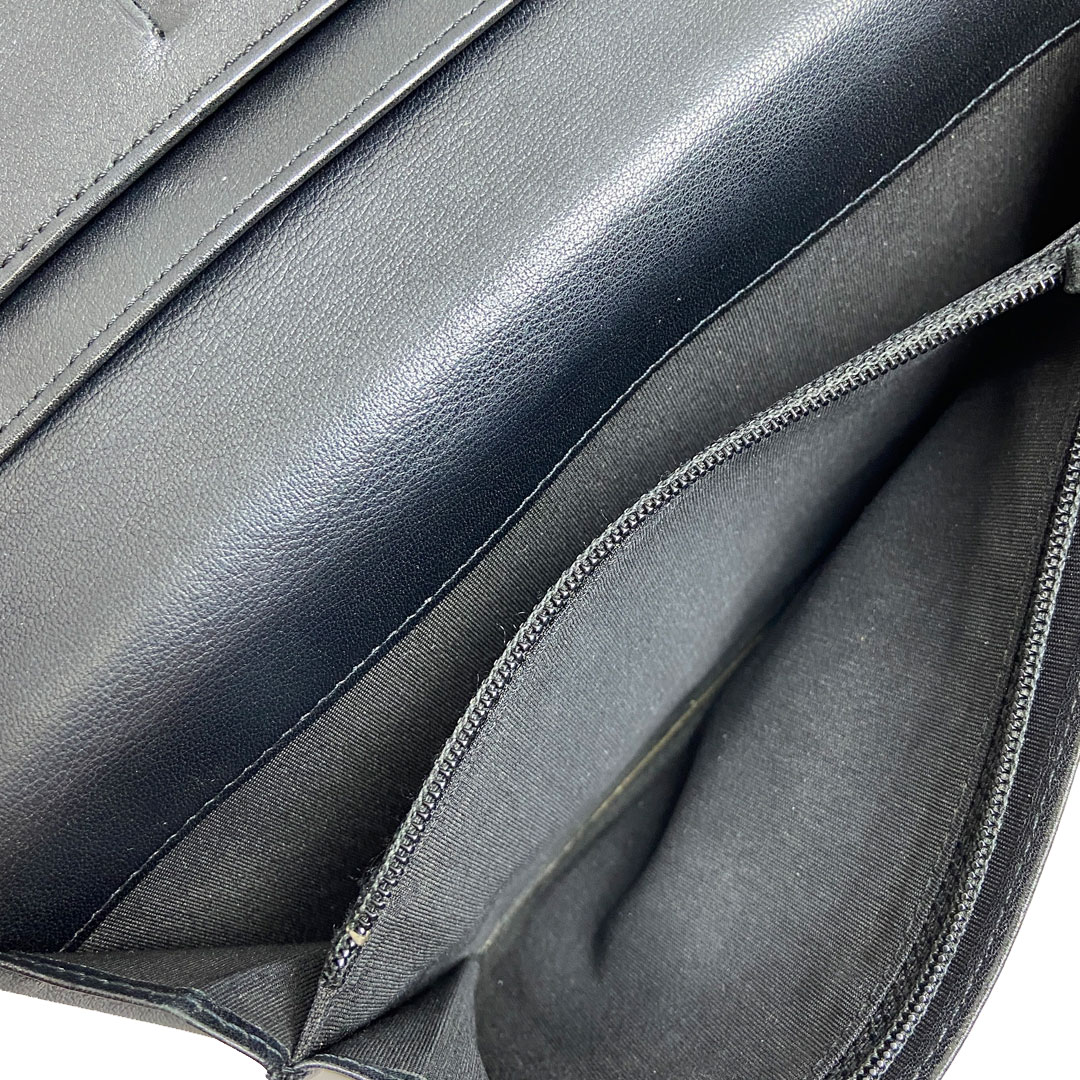 CHANEL シャネル 二つ折り長財布 キャビアスキン ブラック 13番台 （2009年頃製造）