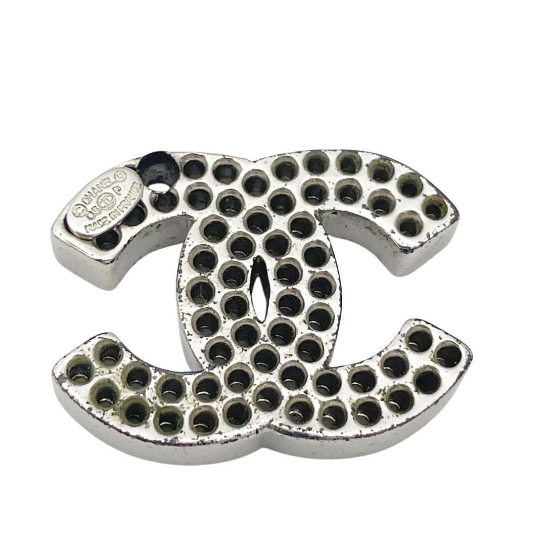 CHANEL シャネル フープピアス ココマーク パンチング 03P シルバー