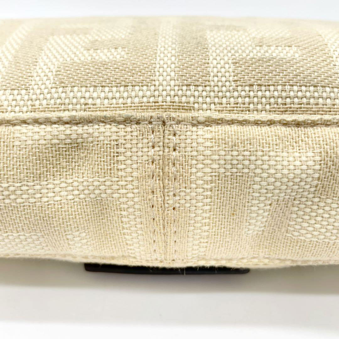 FENDI フェンディ マンマバケット ショルダーバッグ ズッカ柄 キャンバス レザー ベージュ ブラウン