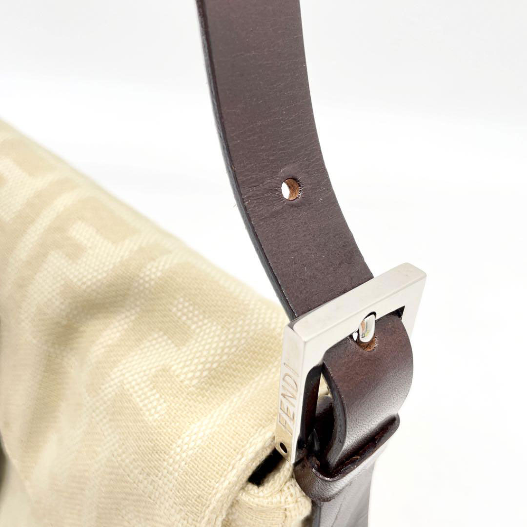 FENDI フェンディ マンマバケット ショルダーバッグ ズッカ柄 キャンバス レザー ベージュ ブラウン