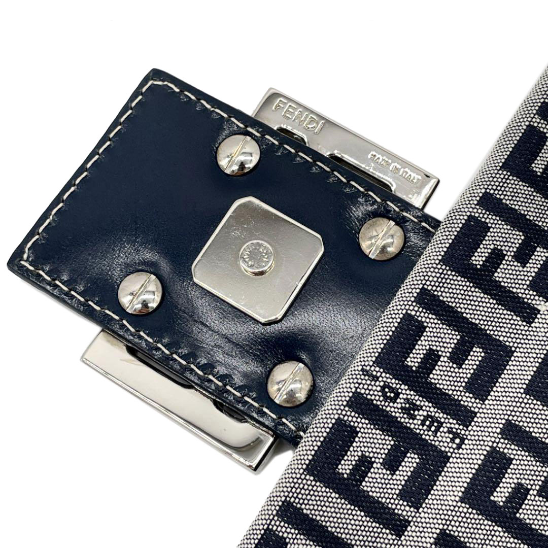 FENDI フェンディ ワンショルダーバッグ ズッキーノ キャンバス レザー グレー ネイビー