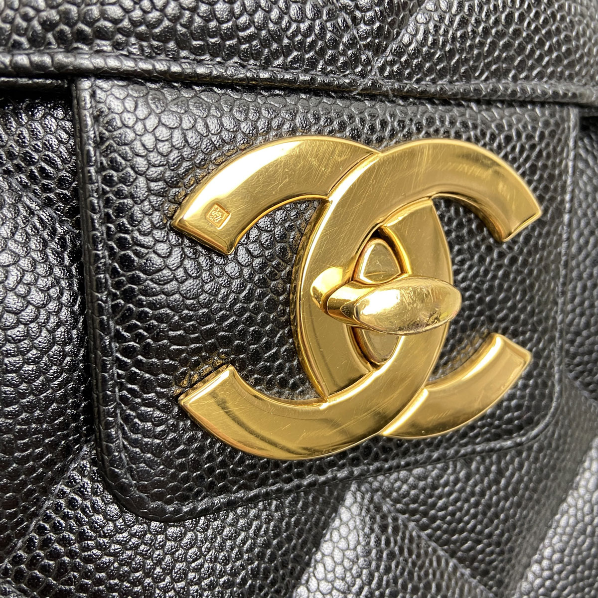 CHANEL シャネル キャビアスキン ハンドバッグ ビジネスバッグ デカココマーク マトラッセ ブラック ゴールド金具 4番台（1997年頃製造）