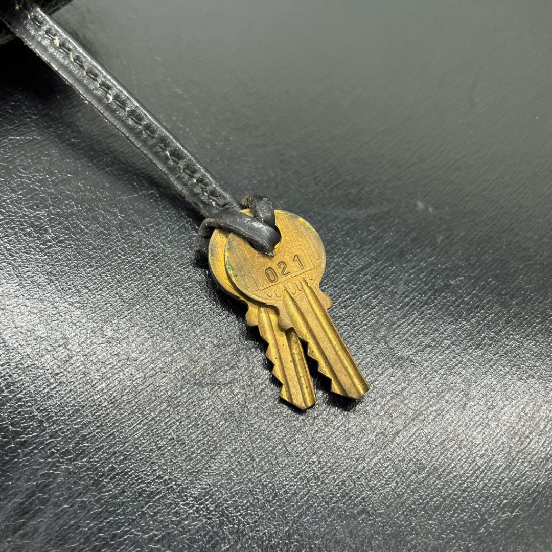 HERMES エルメス ケリー32 ハンドバッグ ボックスカーフ 外縫い ブラック ゴールド金具 ○P刻印（1986年頃製造）