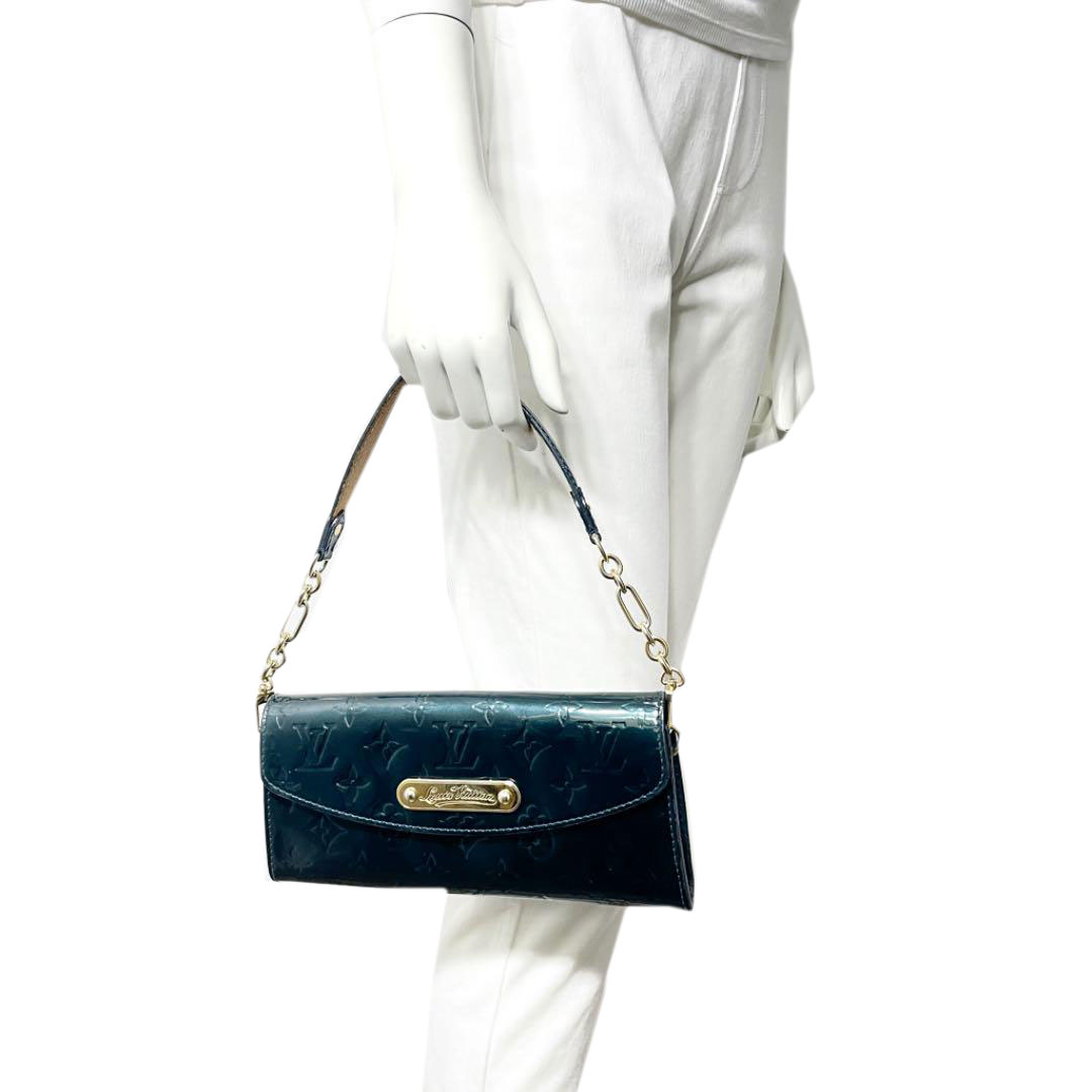 LOUIS VUITTON ルイヴィトン アクセサリーポーチ サンセットブルーバード ヴェルニレザー ブルーニュイ M93680