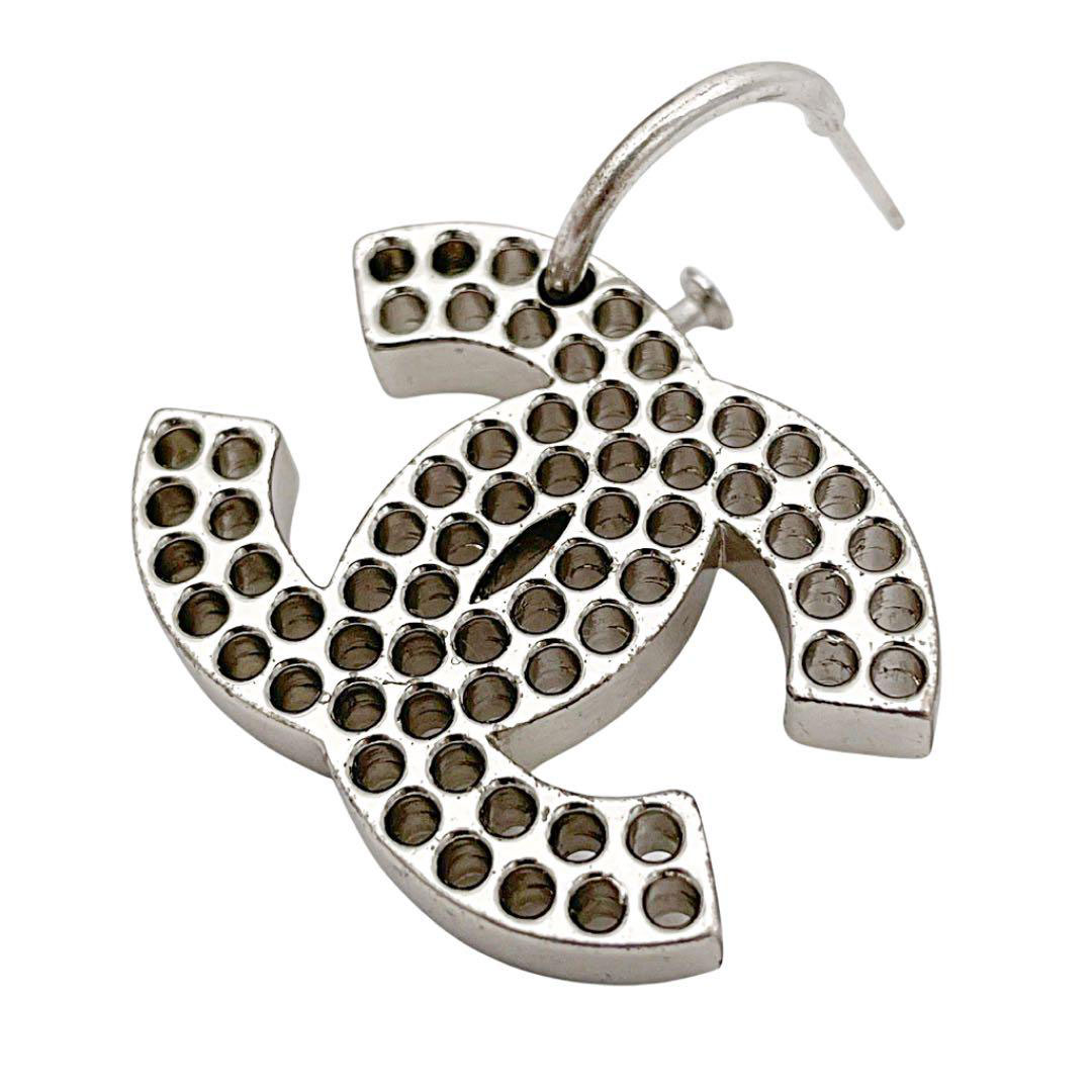 CHANEL シャネル フープピアス ココマーク パンチング シルバー 03P
