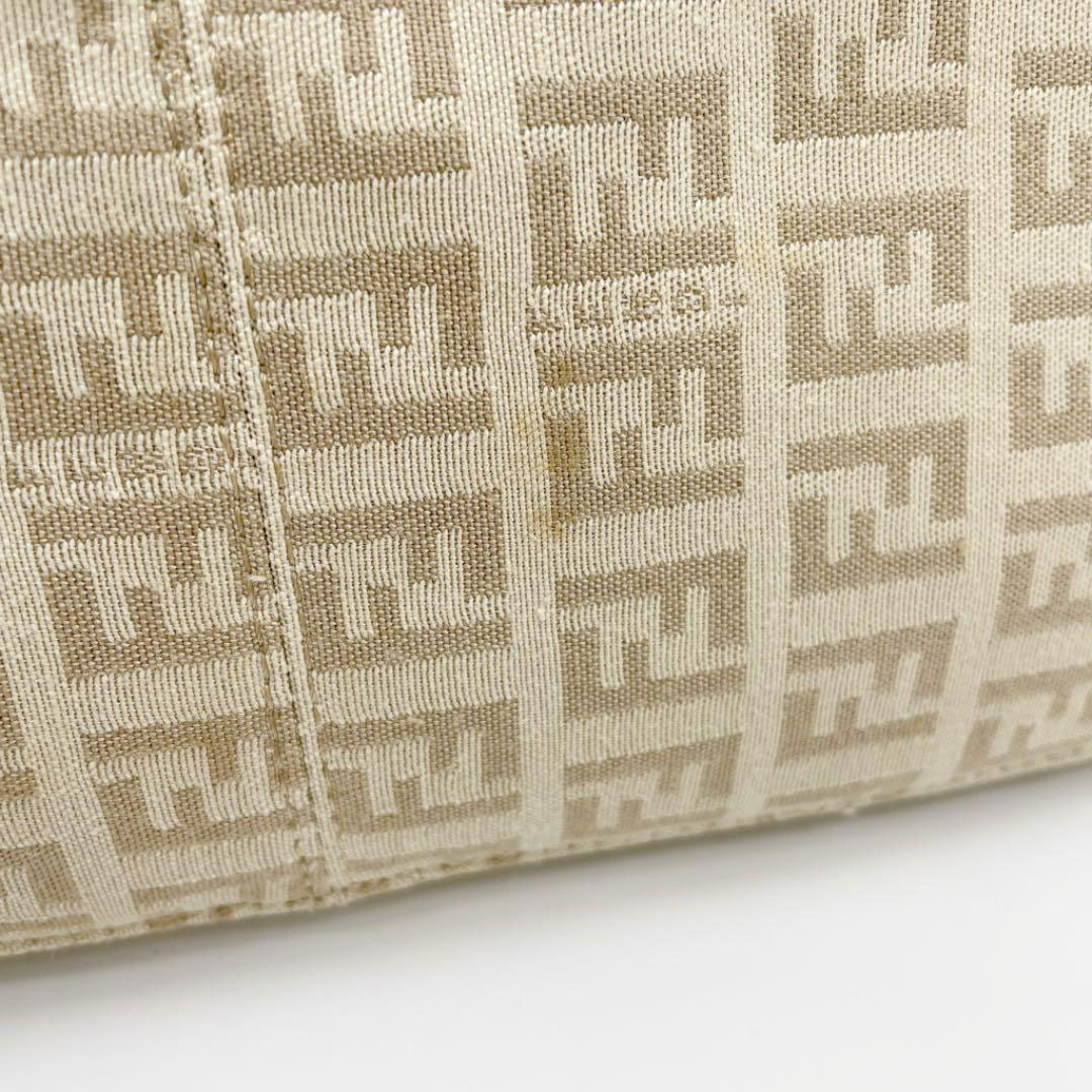 FENDI フェンディ ワンショルダーバッグ マンマバケット ズッキーノ ベージュ キャンバス シルバー金具