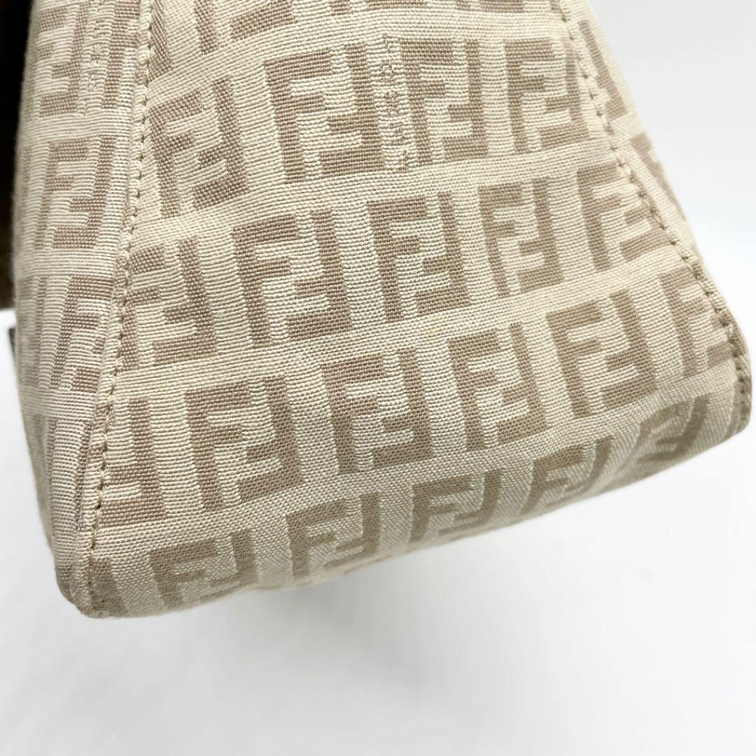 FENDI フェンディ ワンショルダーバッグ マンマバケット ズッキーノ ベージュ キャンバス シルバー金具