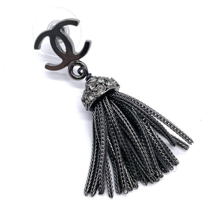CHANEL シャネル ピアス ココマーク フリンジ ガンメタリック 01P