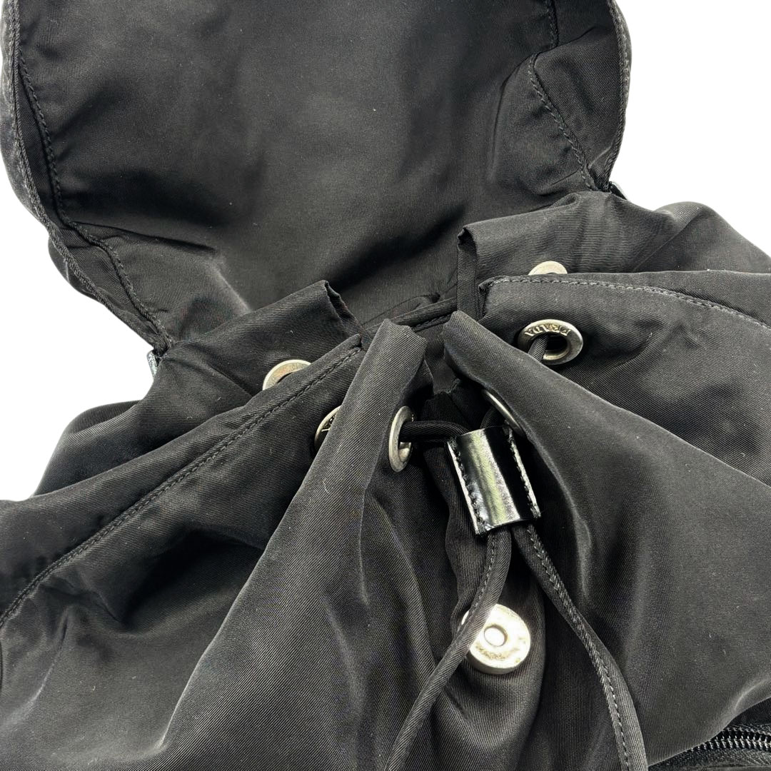 PRADA プラダ リュックサック バックパック ナイロン ブラック シルバー金具