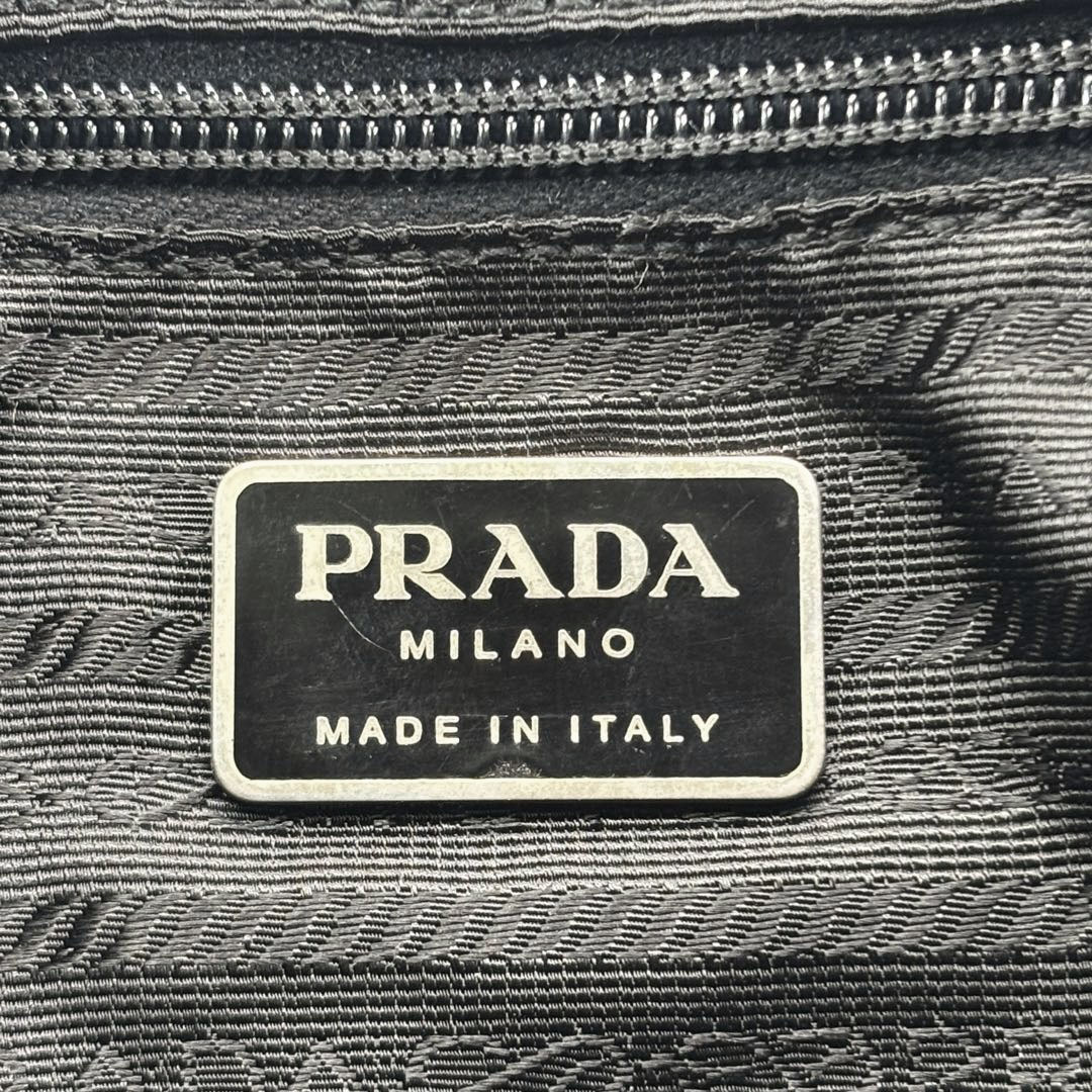 PRADA プラダ リュックサック バックパック ナイロン ブラック シルバー金具