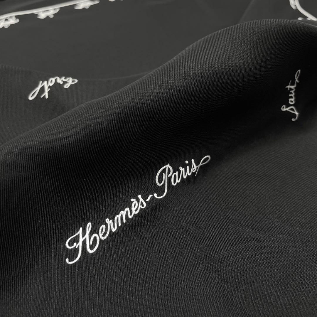 エルメス HERMES シルクスカーフ クリーム/ブランノワール カレ70 エルメス HERMES シルクスカーフ クリーム/ブランノワール カレ