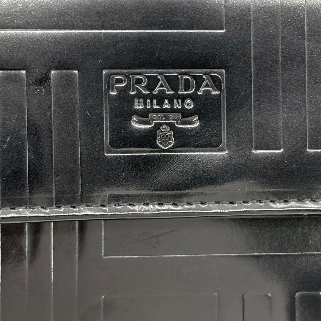 PRADA プラダ 三つ折り財布 パテントレザー ブラック | 財布
