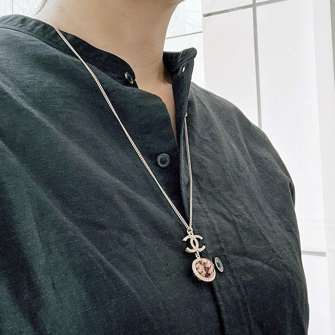 CHANEL シャネル ネックレス ツイードボール ココマーク シャンパンゴールド ワインレッド ピンク B13A