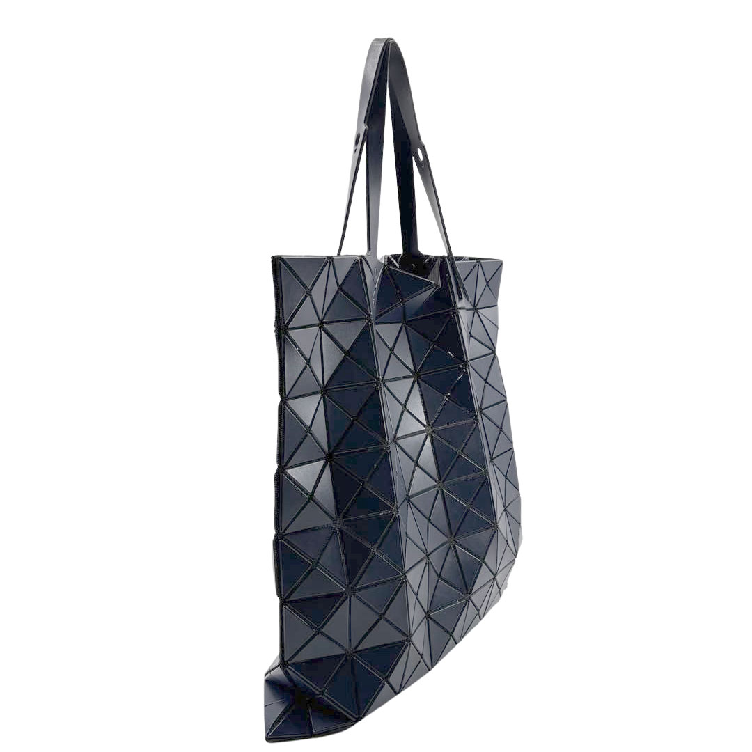 ISSEY MIYAKE BAOBAO イッセイミヤケ バオバオ ルーセントマット トートバッグ 8×8 ネイビー系 BB93-AG672