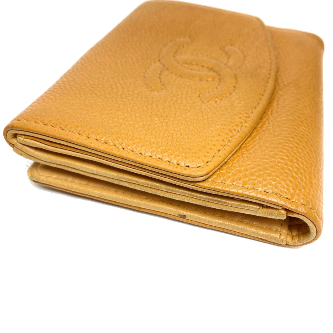 CHANEL シャネル 二つ折り財布 ココマーク キャビアスキン ベージュ 6番台（2000年頃製造）