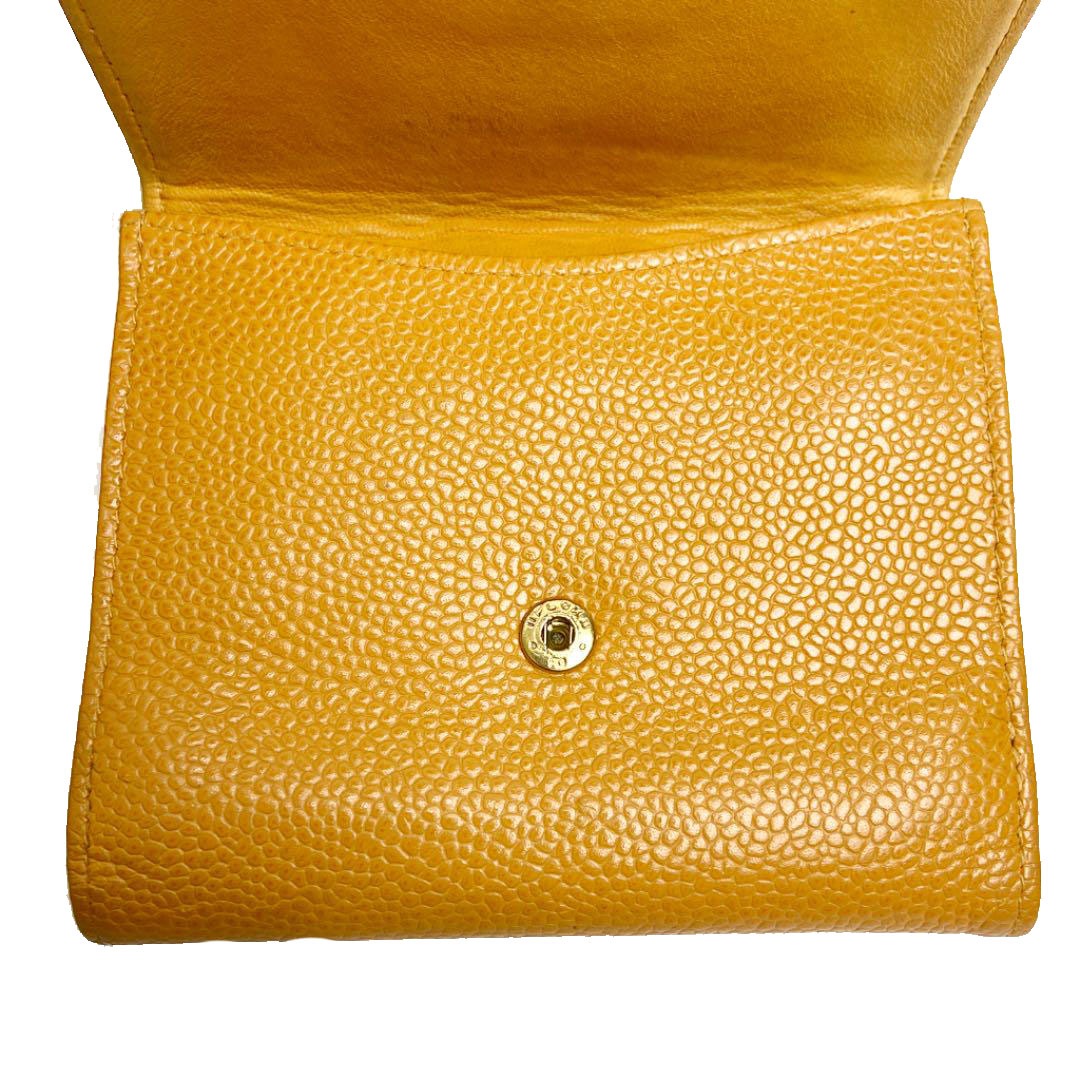 CHANEL シャネル 二つ折り財布 ココマーク キャビアスキン ベージュ 6番台（2000年頃製造）