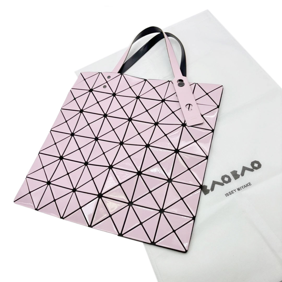 ISSEY MIYAKE BAOBAO イッセイミヤケ バオバオ ルーセント トートバッグ 6×6 ライトピンク BB81-AG532