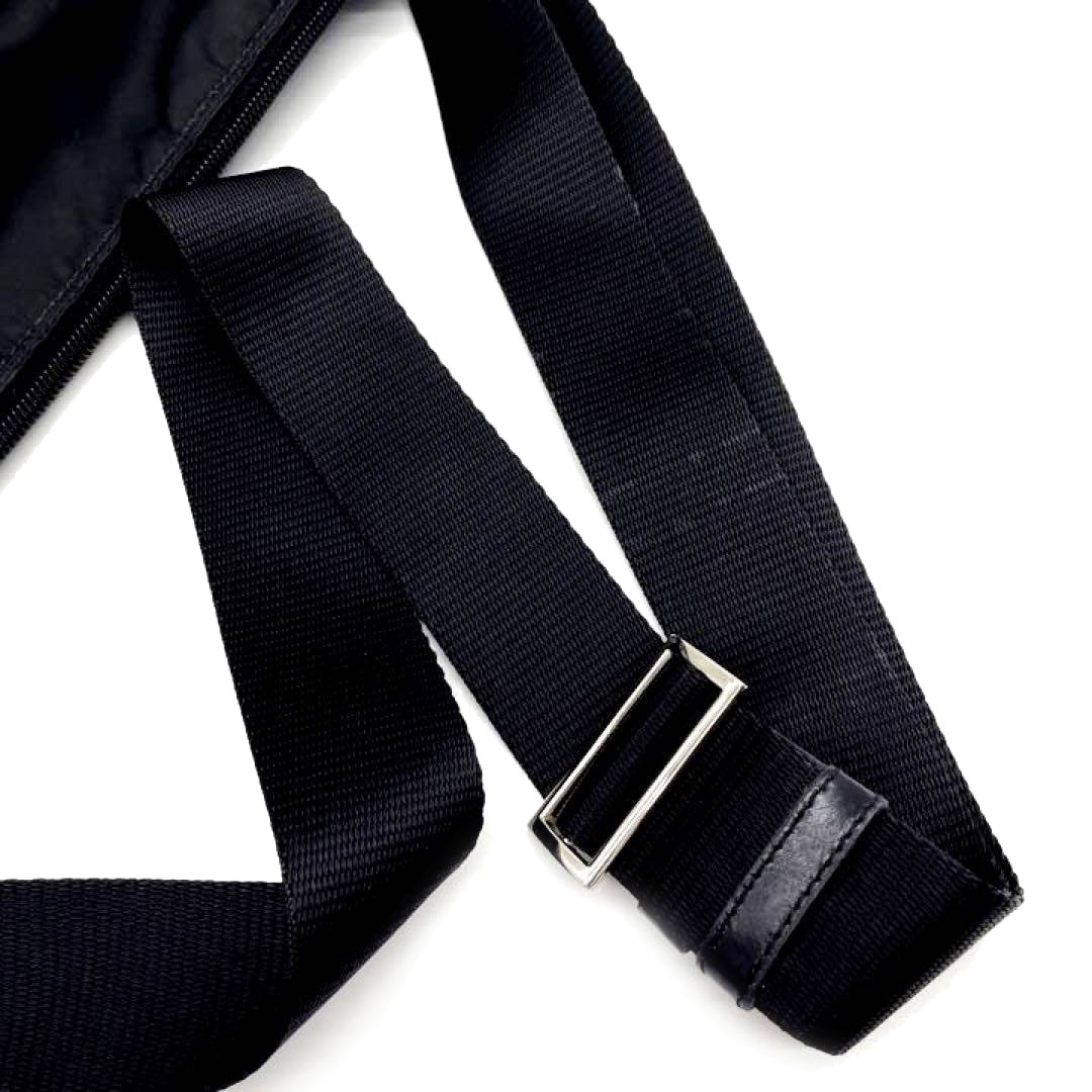 PRADA プラダスポーツ　斜め掛け　ナイロンショルダー　バッグ　黒 PRADA プラダ 斜め掛けショルダーバッグ ナイロン レザー ブラック