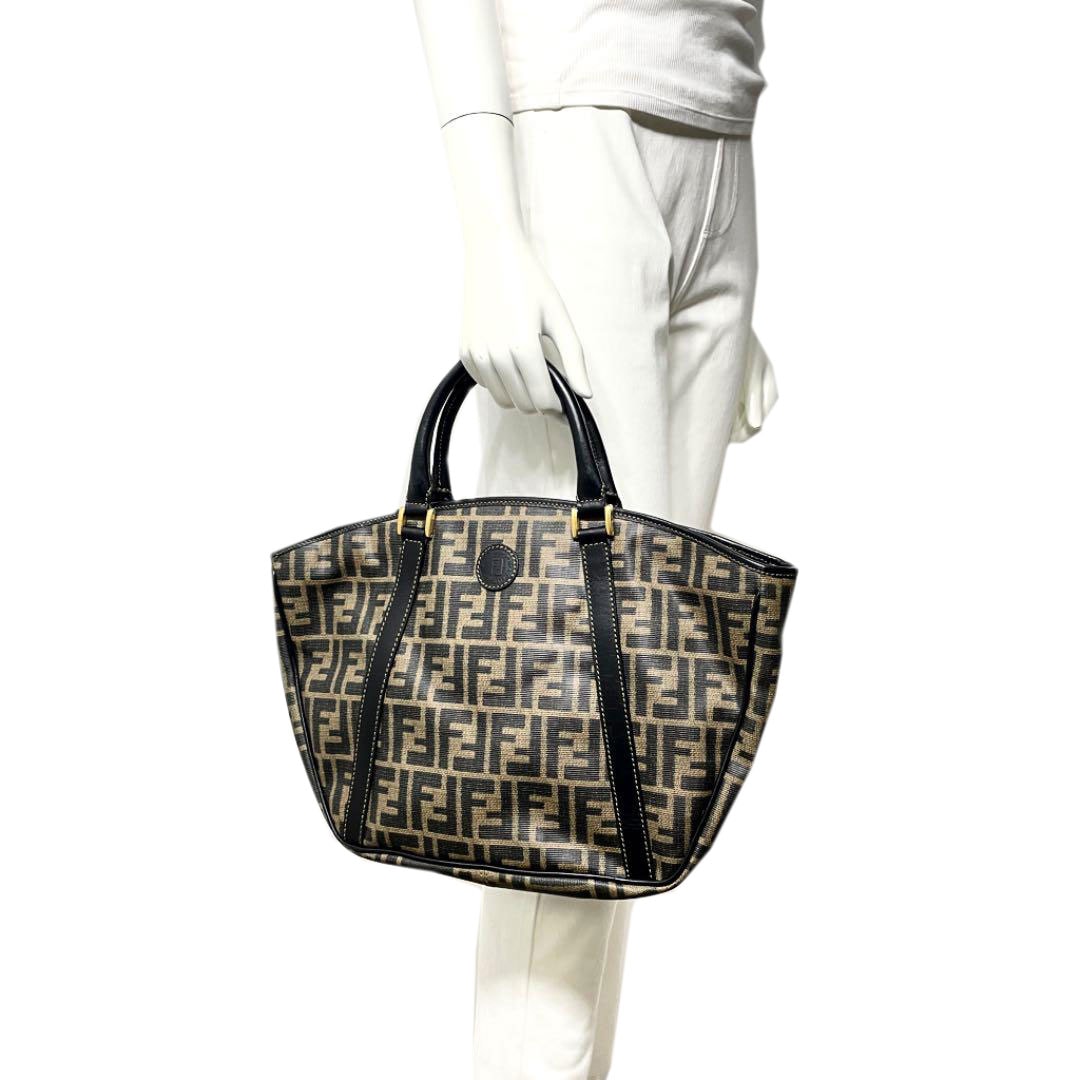 FENDI フェンディ ズッカ ハンドバッグ トートバッグ PVC レザー ブラウン