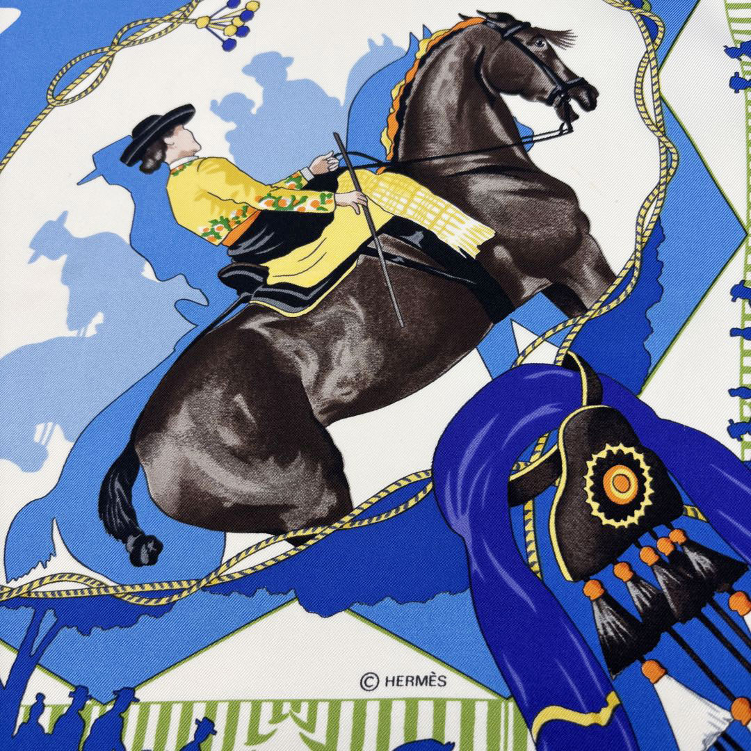 HERMES エルメス スカーフ カレ90 『feria de sevilla(セビリアの休日)』 シルク ブルー系