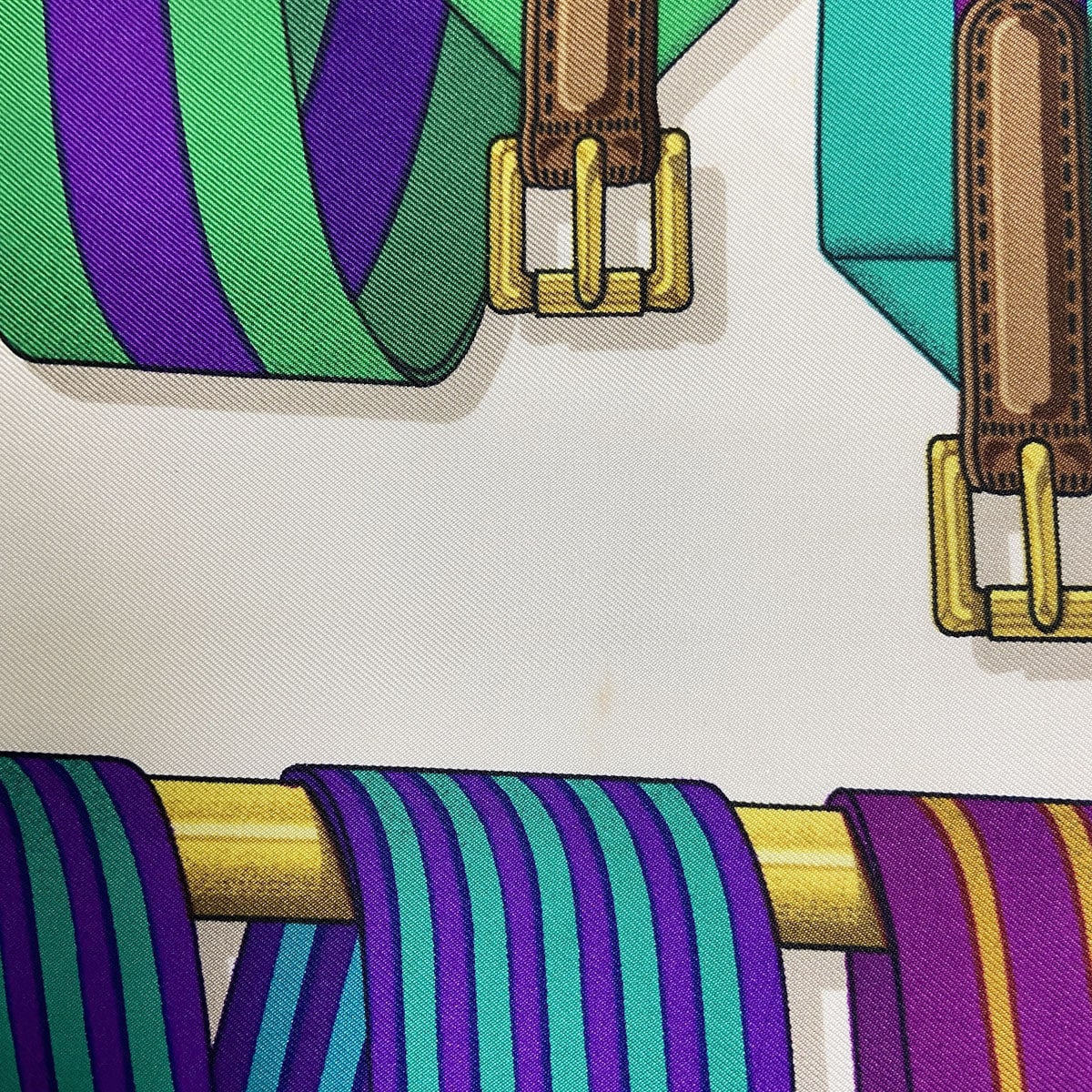 HERMES 　カレ90　 ベルト柄　 スカーフ HERMES エルメス カレ90 ベルト チェーン柄 スカーフ シルク