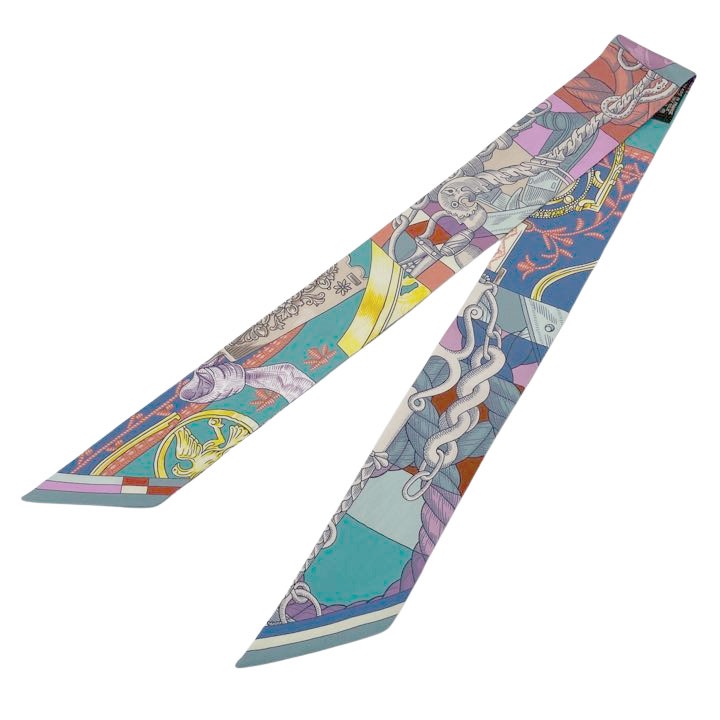 HERMES エルメス スカーフ ツイリー 『Cavalleria d Etriers(騎兵の鐙)』 シルク グリーン系マルチカラー 2016AW