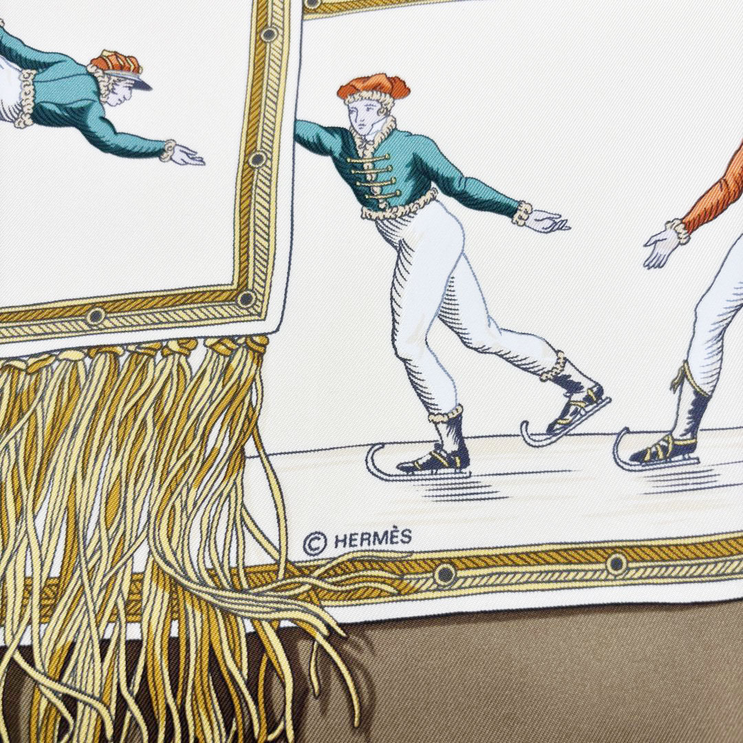 HERMES エルメス スカーフ カレ90 『LES PLAISIRS DU FROID(氷上の喜び)』 シルク ベージュ系