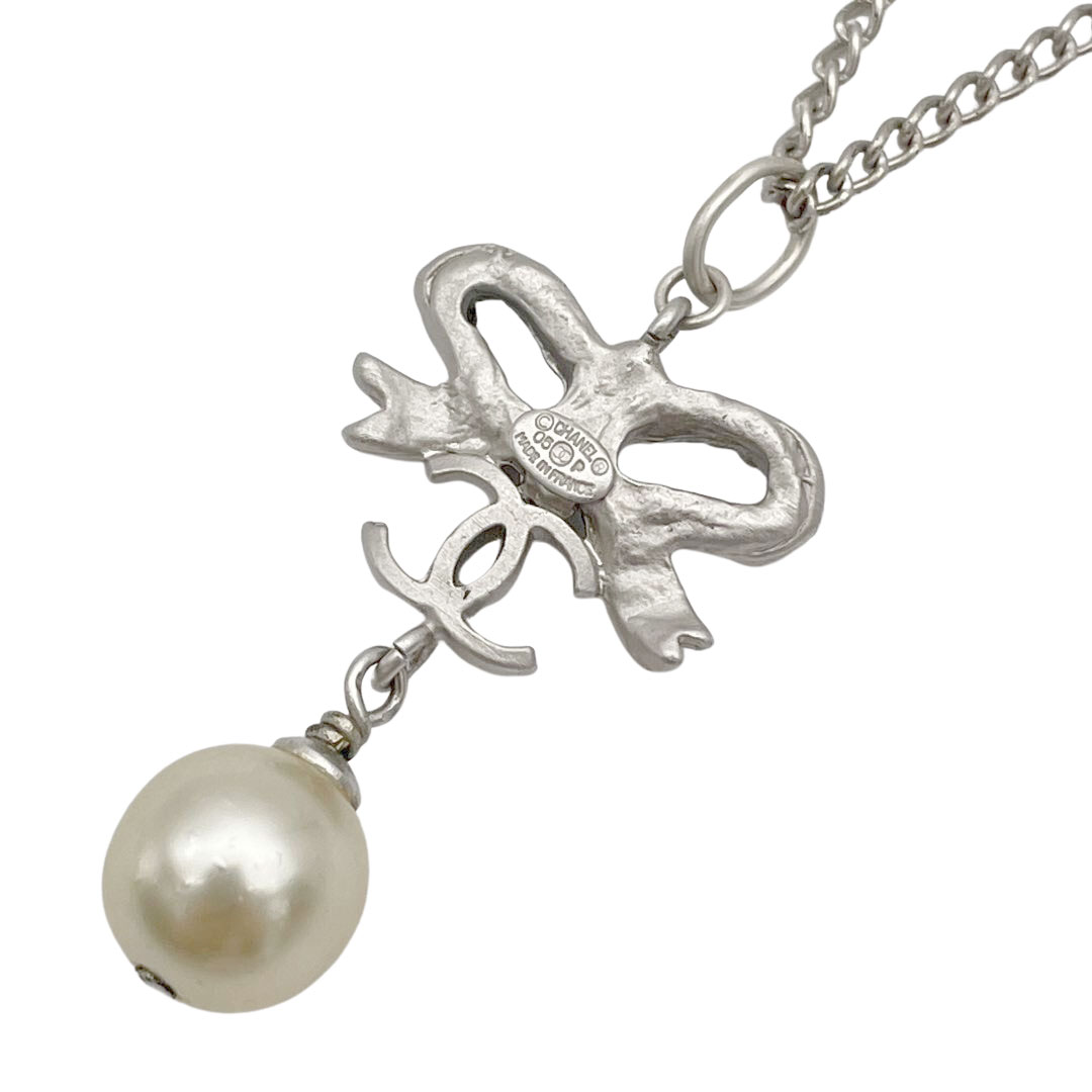 CHANEL シャネル ネックレス リボン ココマーク フェイクパール ブラックラインストーン マットシルバー 05P