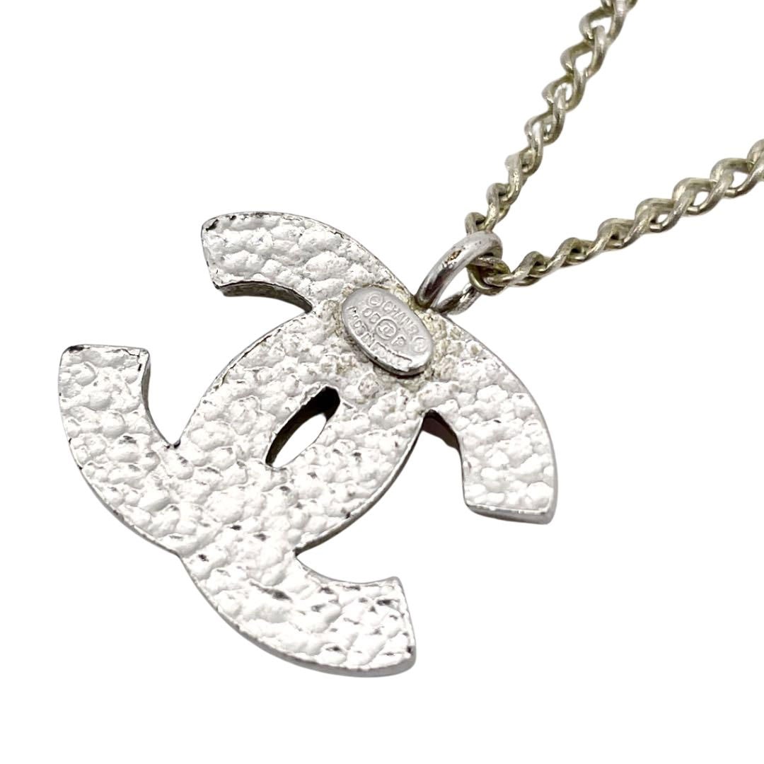 シャネル チャーム ココマーク パリビアリッツ シルバー色 CHANEL